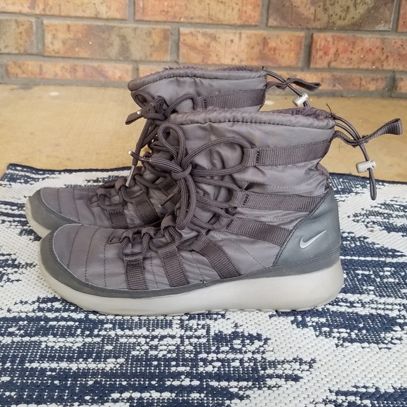 nike roshe boots